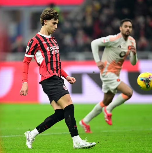 Milan chega à final da Coppa Italia com um gol impressionante de João Félix