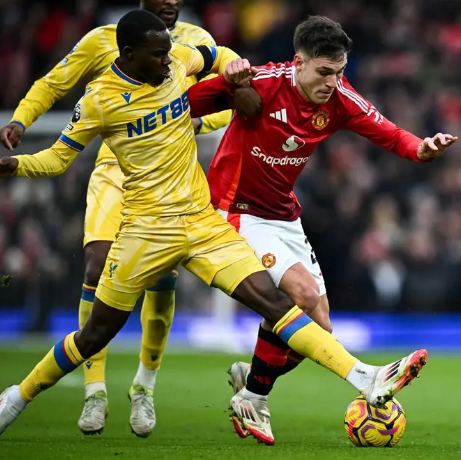 United loses at home to Crystal Palace and sinks deeper into crisis