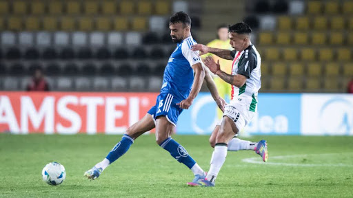Cruzeiro wastes chances, loses to Palestino and remains without scoring in the South American