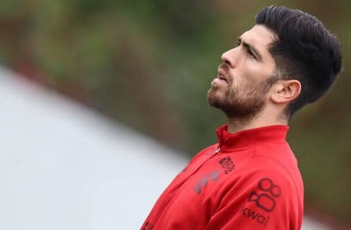 Flamengo player's car is shot at with four bullets in attempted robbery