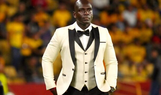 CONMEBOL fines coach Segundo Castillo for advertising in flashy outfit