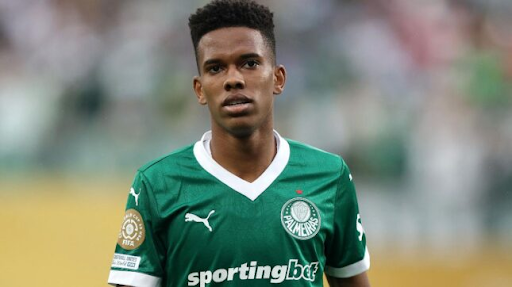 Estêvão laments Palmeiras' missed chances: 'What wins a game is a goal'