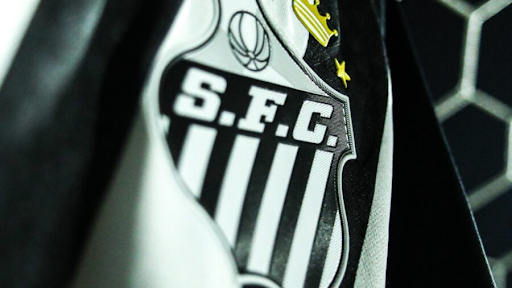 With Mattos, Santos must ignore negative repercussions and hire a player from a rival