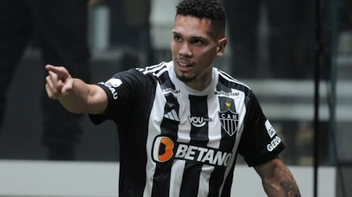 Former Atlético player Paulinho reveals friendship with Cruzeiro midfielder